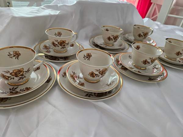 Myrna kupit + lautaset 7kpl Kärsämäki - valokuva 2