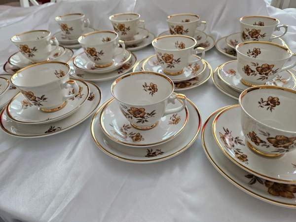 12 kpl myrna mukit + lautaset Kärsämäki - valokuva 2