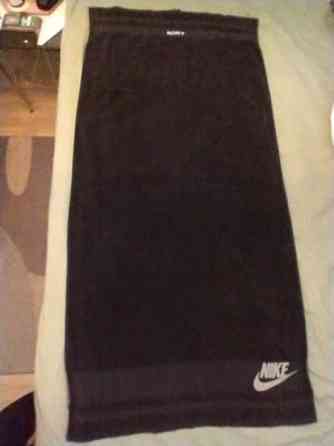 NIKE/SONY -pyyhe Tampere