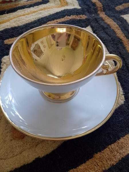 Kultaiset espressokupit Helsinki - valokuva 2