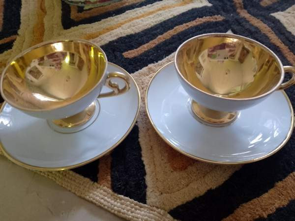 Kultaiset espressokupit Helsinki - valokuva 1