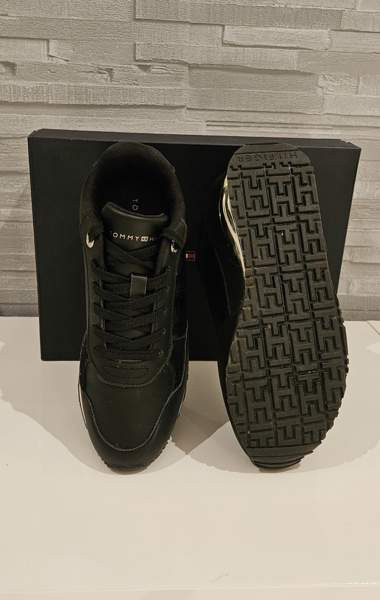 Tommy Hilfiger -tennarit koko 36 Janakkala - valokuva 5