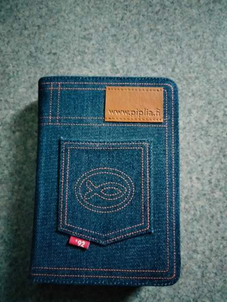 Farkkuraamattu Joensuu - valokuva 1