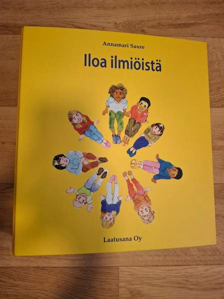 Iloa ilmiöistä -kansio Jyvaeskylae – foto 1