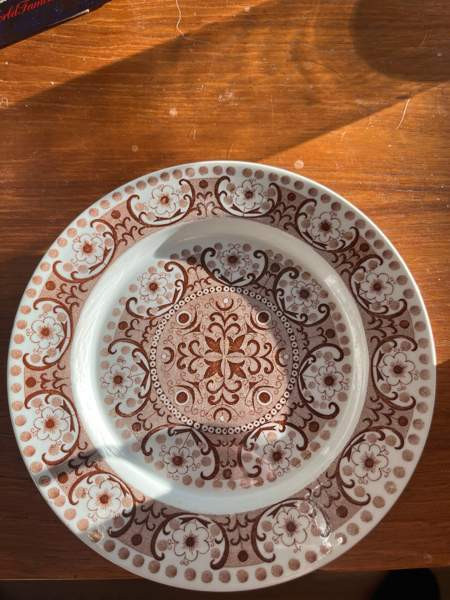 Arabia Ali ruskea lautanen Helsinki - изображение 1