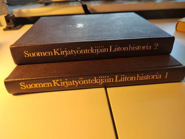 Suomen Kirjatyöntekijäin Liiton Historia 1-2, 2 kirjaa Helsinki - valokuva 1