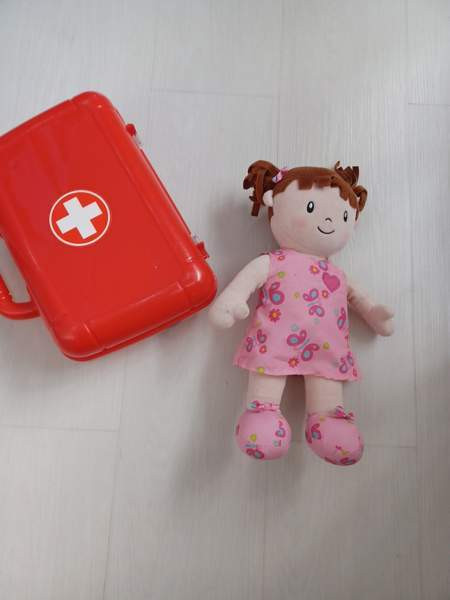 Lääkärilaukku ja potilas. Espoo - valokuva 5