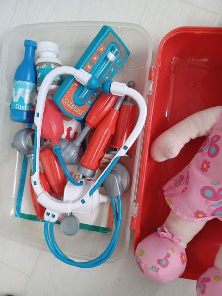 Lääkärilaukku ja potilas. Espoo - valokuva 3