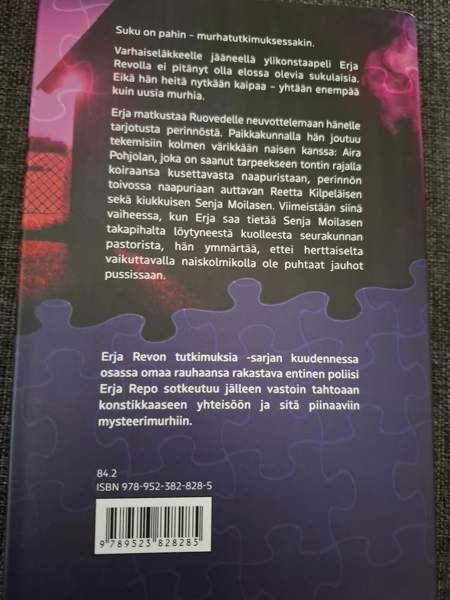 Tuija Lehtisen kirjoja Oulu - photo 3