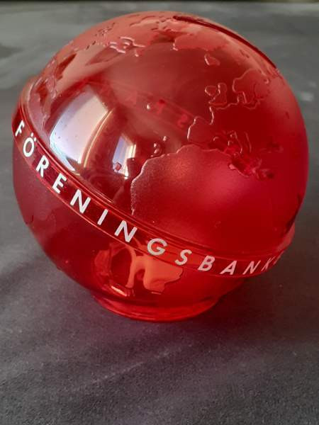 Yhdyspankki maapallo Kirkkonummi - valokuva 3