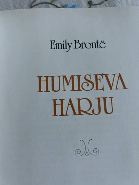 Ulkomainen kaunokirjallisuus Akaa - valokuva 2