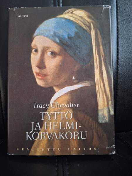 Myydään Tyttö ja Helmikorvakoru -kirja Tyrnävä - valokuva 1
