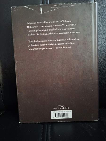 Myydään Tyttö ja Helmikorvakoru -kirja Tyrnävä - valokuva 2