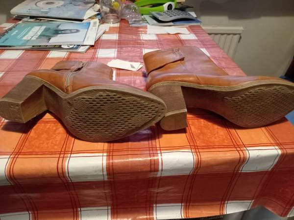 Ruskeat nilkkurit koko 41 Котка - изображение 4