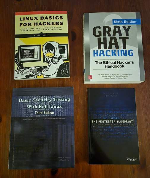 Tietotekniikka, koodaus, linux, tietoturva kirjoja Oulu - valokuva 1