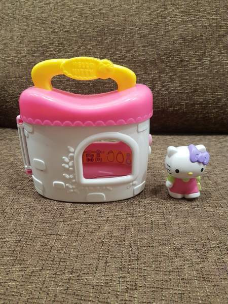 Hello Kitty kylpyhuone Vantaa - photo 1