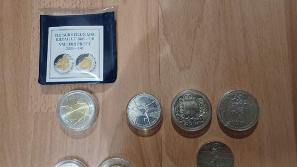 Juhlarahoja, euroja ja markkoja Nurmijaervi - photo 1