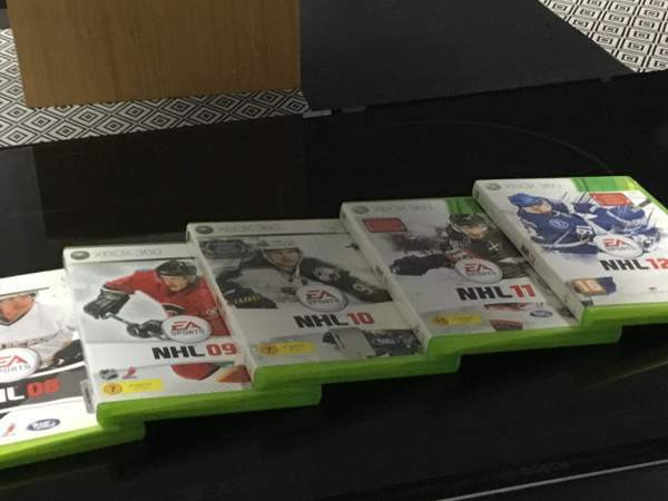 XBOX 360 NHL pelejä Urjala - valokuva 1