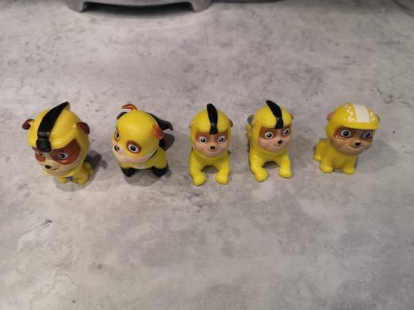 Ryhmä Hau koirafiguurit Imatra - valokuva 6