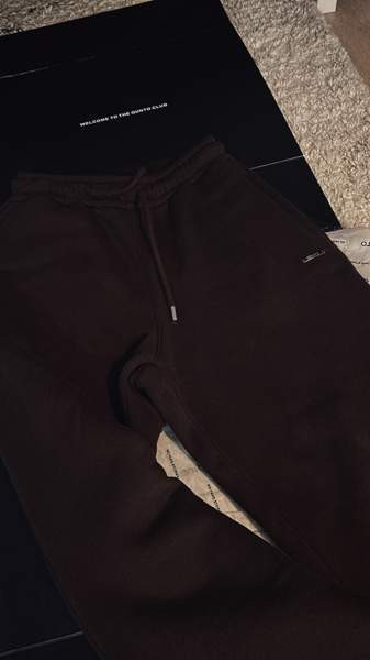 Housut ja vaatteet Espoo - photo 1