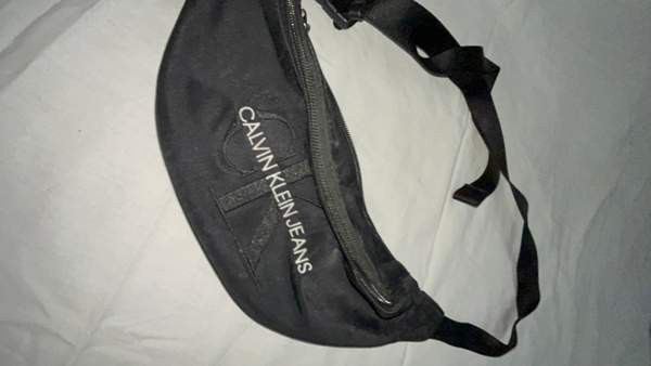 Calvin Klein Jeans vyölaukku! Helsinki – foto 1