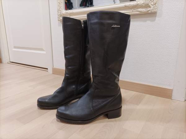 Naisten nahkasaappaat Lappeenranta – foto 5