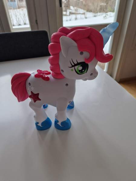 Little Unicorn puhuva yksisarvinen Ylöjärvi - valokuva 4