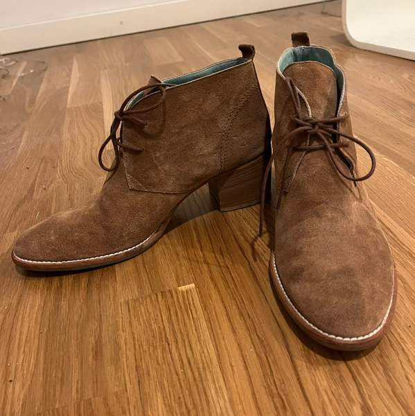 Tarsala mokkanilkkurit koko 38 Helsinki - photo 1