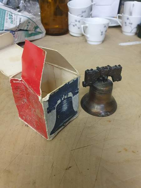 Liberty bell muistoesine Kirkkonummi – foto 1