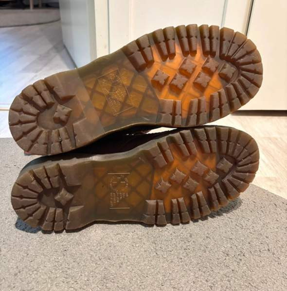 Dr. Martens 42 Tampere - photo 4