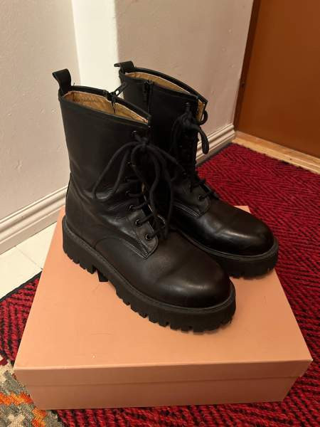 Vamsko Millie boot Helsinki - изображение 1