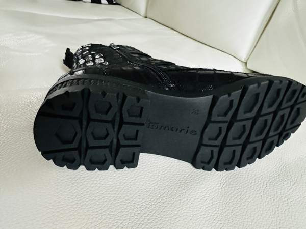 Nahkanilkkurit Espoo – foto 3