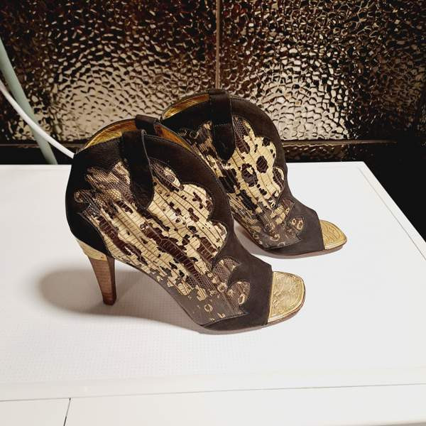 Avokärkiset korkokengät,koko 38,5 Lappeenranta - valokuva 2