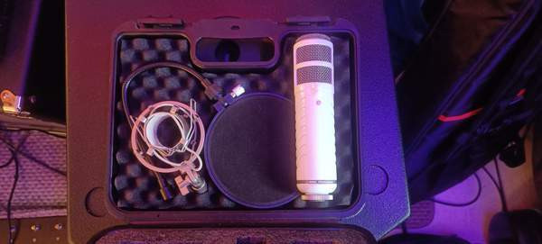 Rode Podcaster mikrofoni Ювяскюля - изображение 1