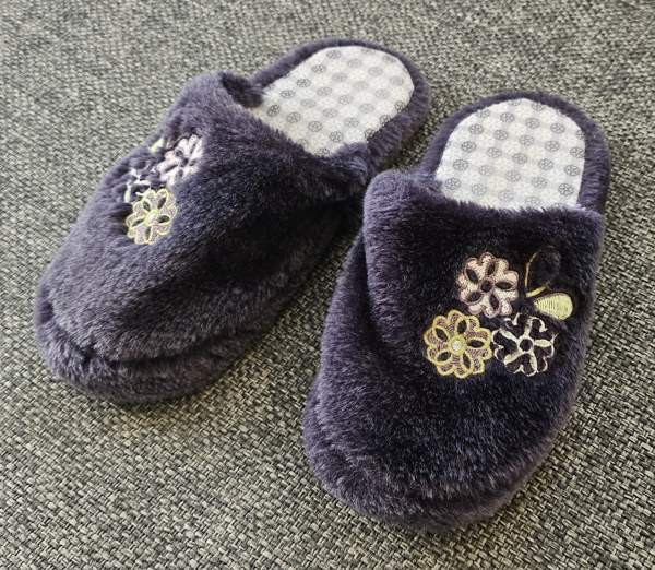 Tyttöjen aamutossut Эспоо - изображение 1