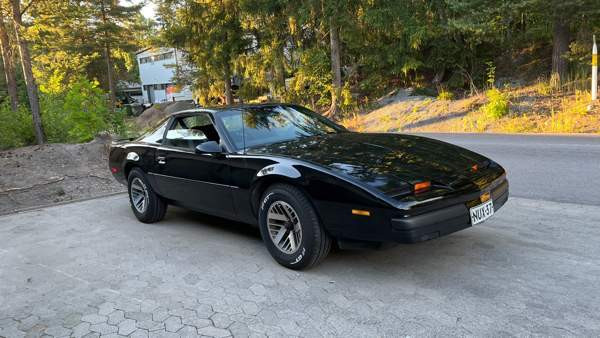 Pontiac Firebird Tampere - valokuva 4