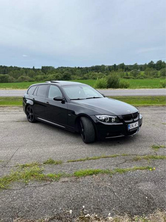 BMW 320 Углеуральский - изображение 1