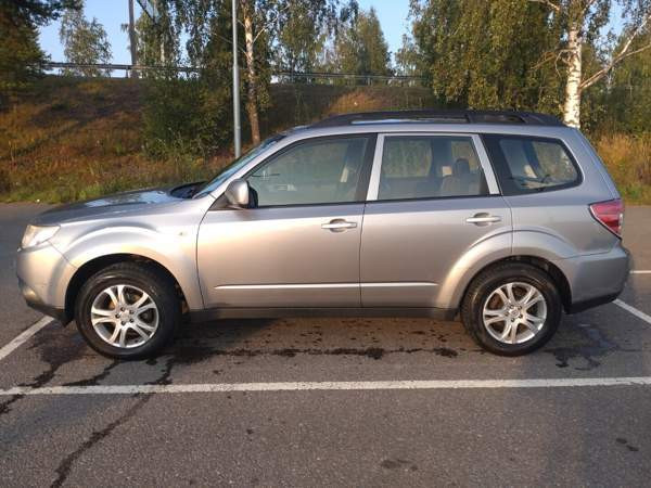 Subaru Forester Valkeala - valokuva 6