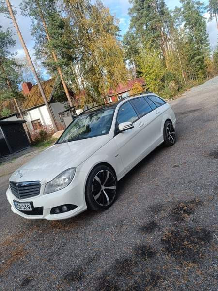 Mercedes-Benz C Alavus - изображение 2