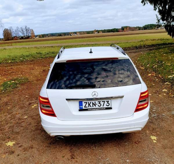 Mercedes-Benz C Seinaejoki - valokuva 4