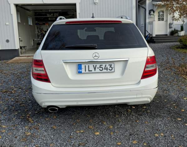 Mercedes-Benz C Sastamala - valokuva 3