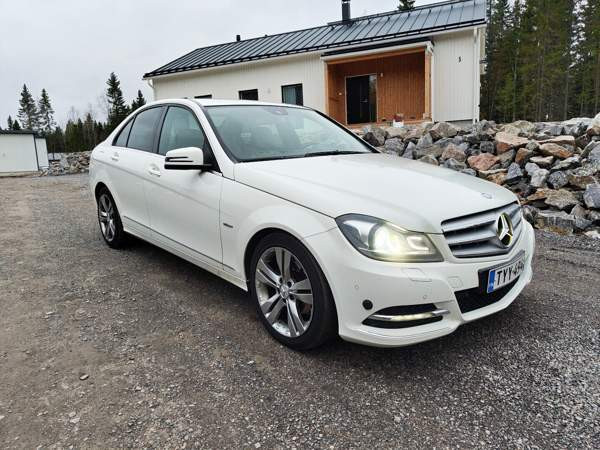 Mercedes-Benz C Seinaejoki - valokuva 1