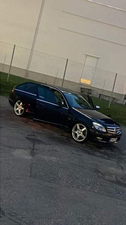 Mercedes-Benz C Vantaa - valokuva 1