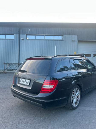 Mercedes-Benz C Ylikiiminki - valokuva 2