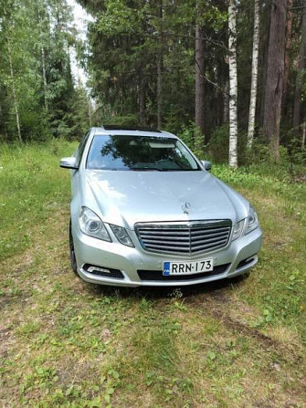 Mercedes-Benz E Kitee - valokuva 4