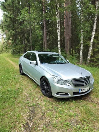 Mercedes-Benz E Kitee - valokuva 3