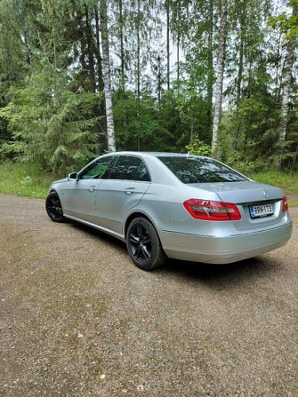 Mercedes-Benz E Kitee - valokuva 5