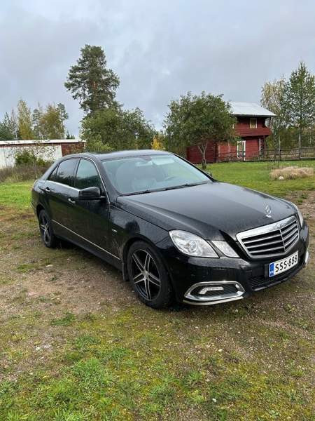 Mercedes-Benz E Orimattila - valokuva 2