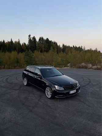 Mercedes-Benz C Коккола