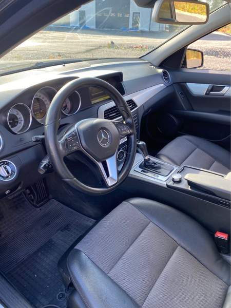 Mercedes-Benz C Коккола - изображение 8